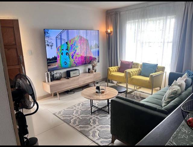 2 BEDROOM HOUSE FOR SALE IN VANDERBIJLPARK CE 4